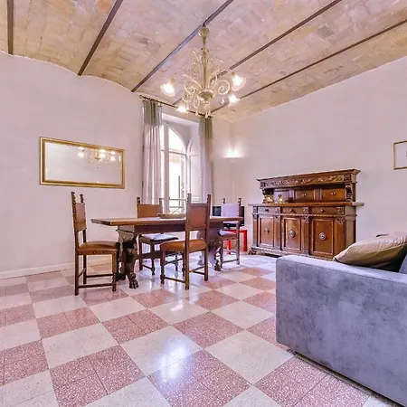 Borgo Vittorio Apartment *